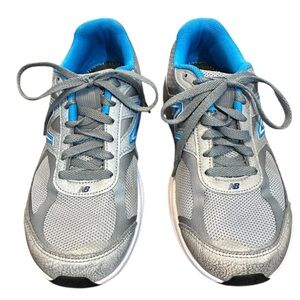 New‎ Balance stability wide walking shoes 1540v3 women’s blue & silver size 9